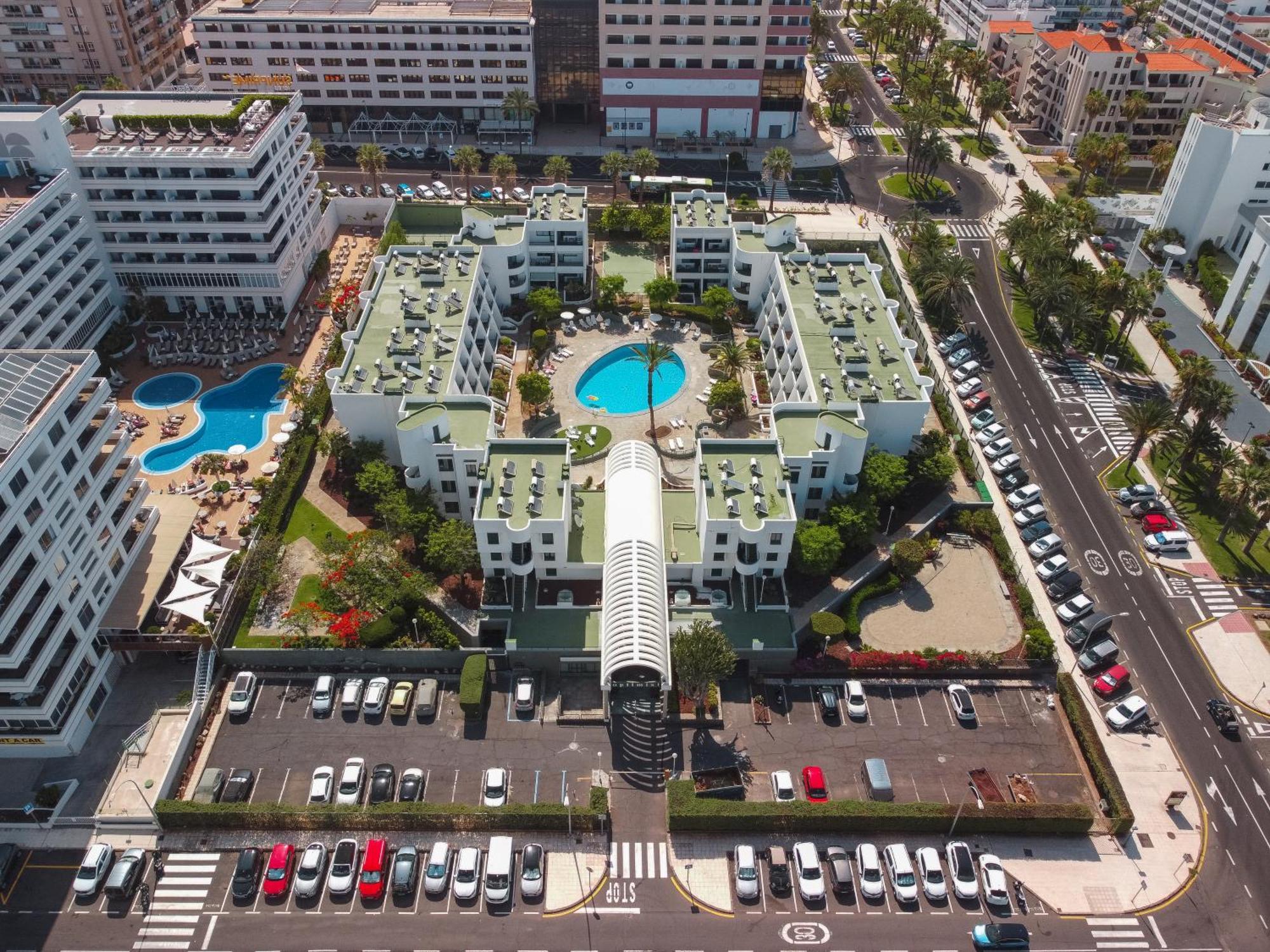 Go2Tenerife Apart Sira Family, Pool & Beach Playa de las Américas Buitenkant foto